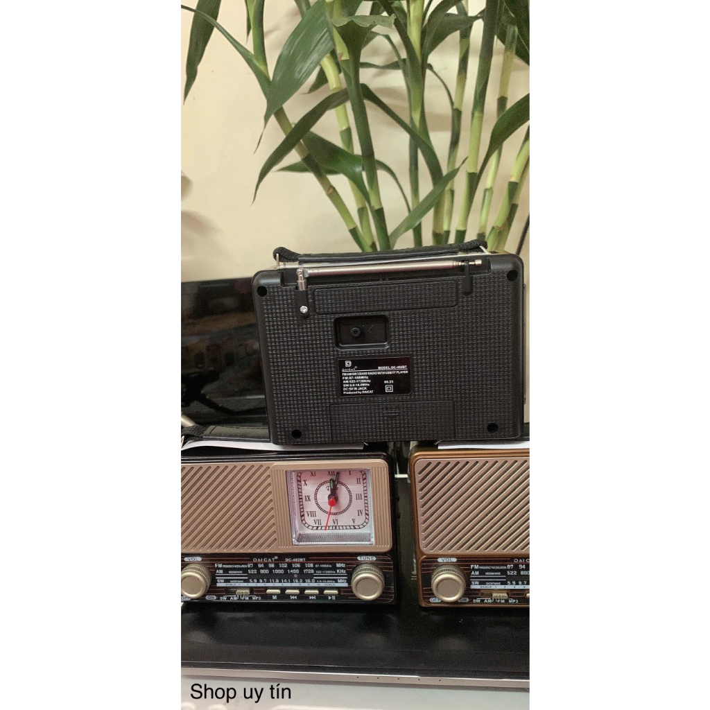 ĐÀI FM Radio Mẫu Mới DC-402BT CÓ ĐỒNG HỒ ,Nghe Nhạc Qua Usb,Thẻ nhớ FM/AM/SW quà tặng cho người thân yêu-Hàng Chính Hãng