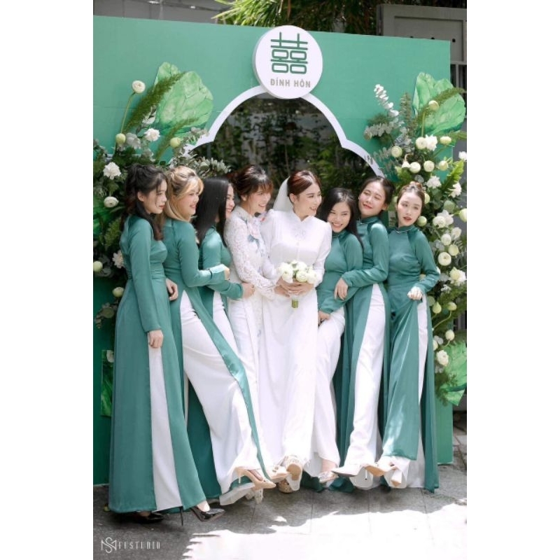 Áo dài bưng quả 90k