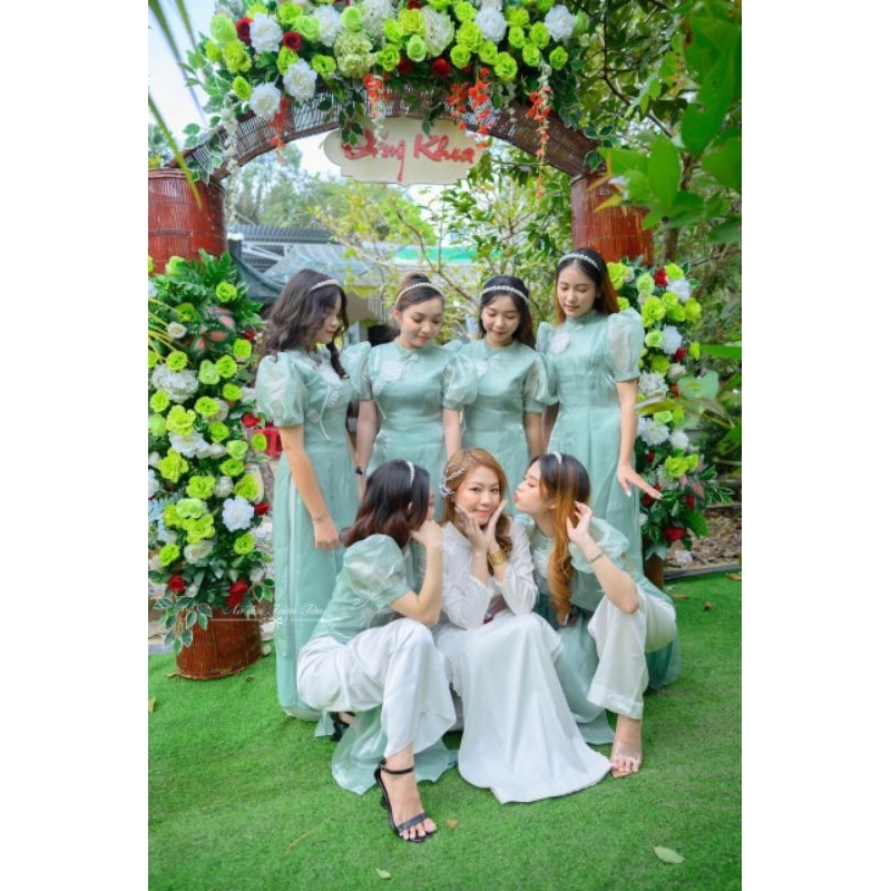 Áo dài bưng quả 90k