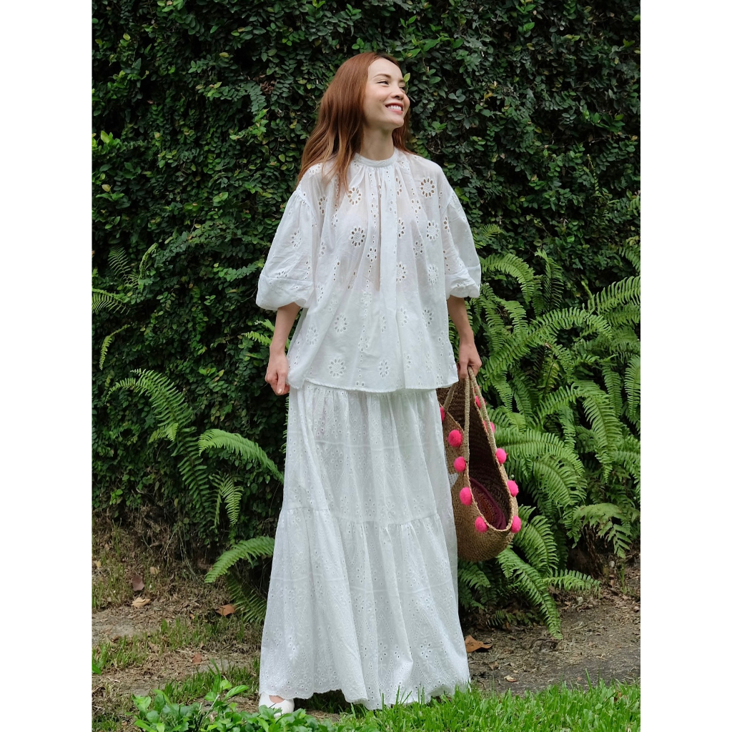 Váy maxi trắng ren thêu SY STORE