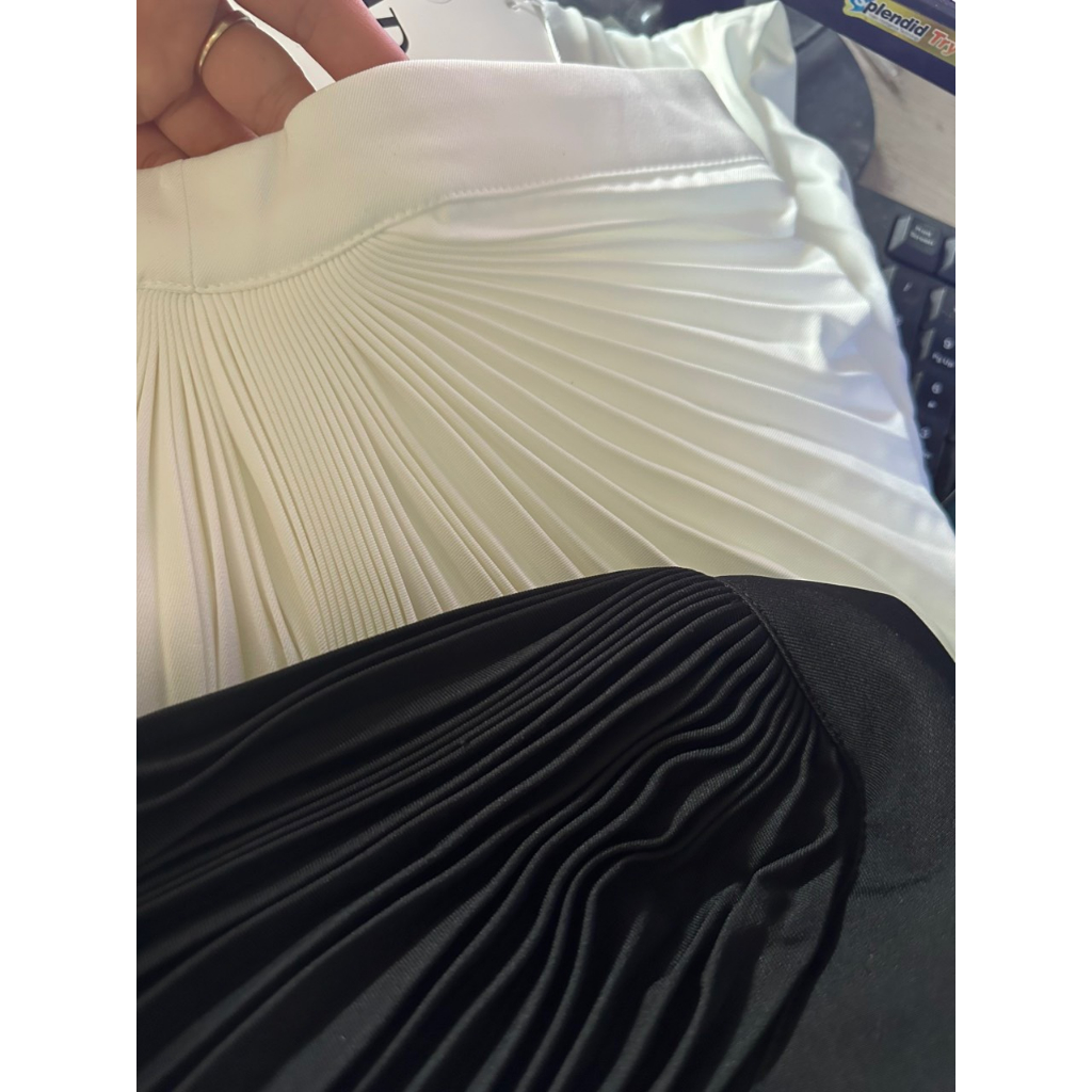 Chân Váy siêu xinh Vải Ruby xuất Hàn vải mịn mặc siêu thoải mái