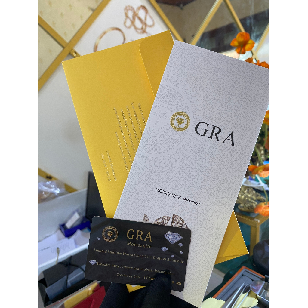 Kim cương nhân tạo Moissantie 10ly 4carat - màu đen - có giấy kiểm định GRA - mã khắc cạnh viên đá - Test bút kêu