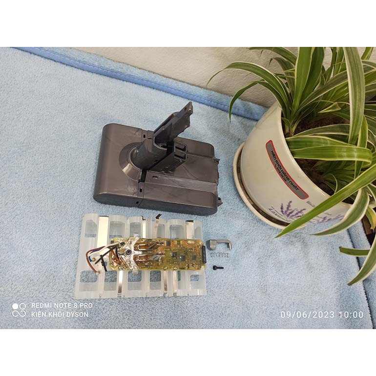 Pin máy hút bụi Dyson V7 - SV11 Hàng chính hãng