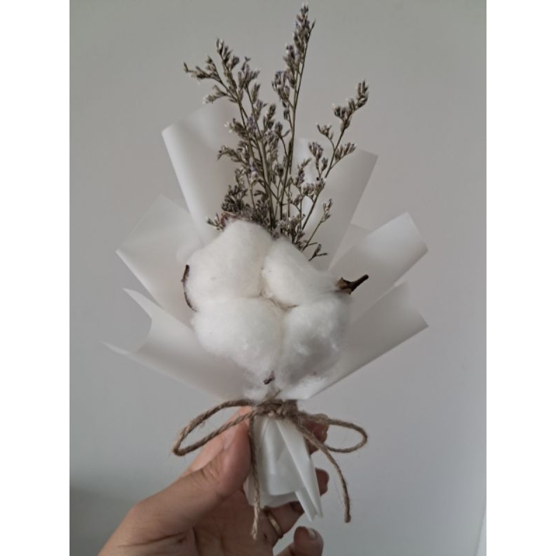 Bó hoa bông gòn cực xinh , bó hoa tông trắng sang trọng