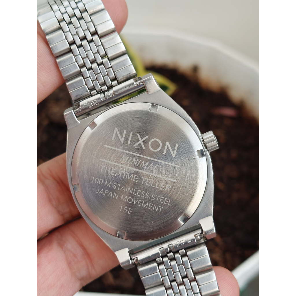 Đồng hồ nam Nixon mặt xanh dây thép chạy pin hàng Si