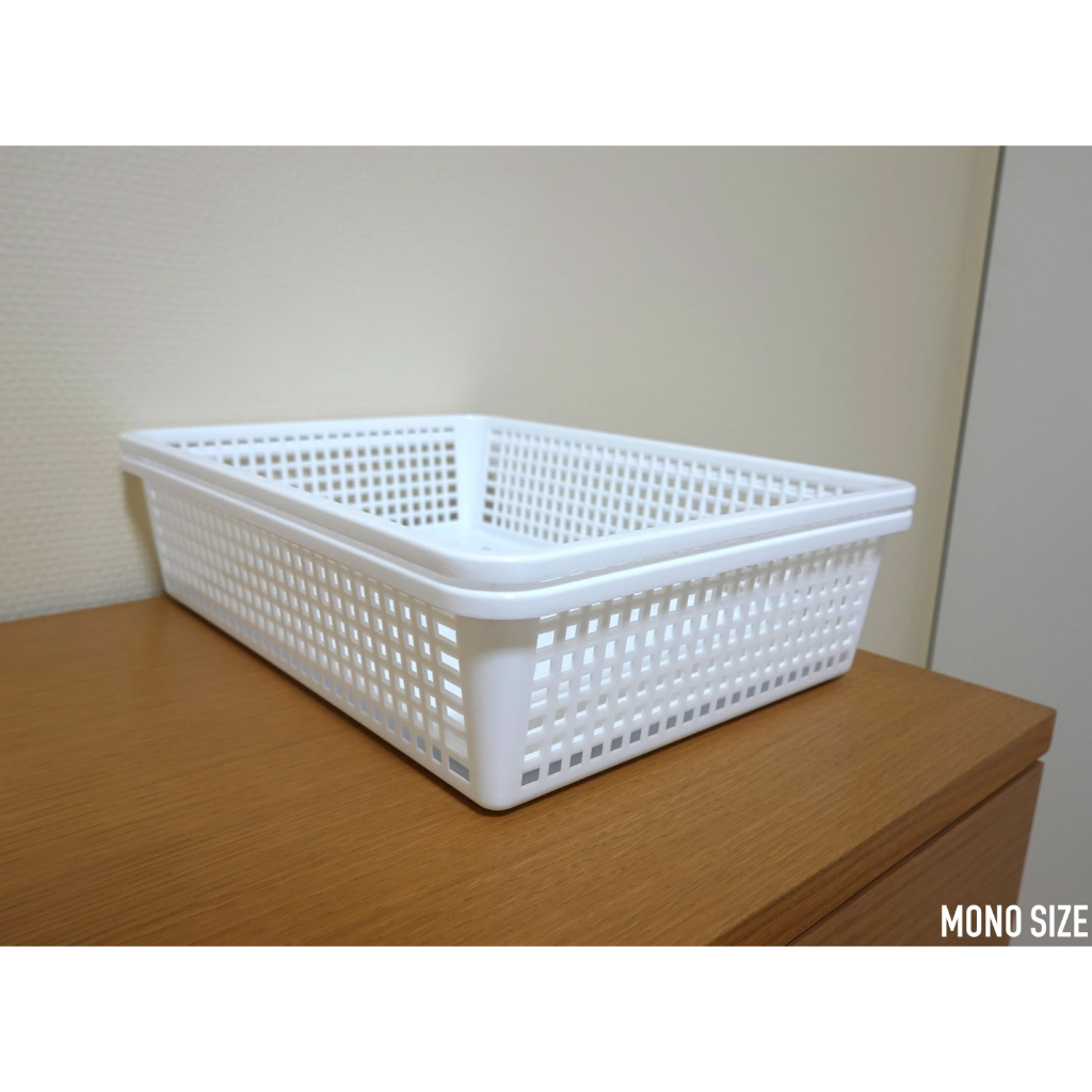 Daiso Rổ nhựa lưới size A4 màu trắng 25.7x35x8.5cm