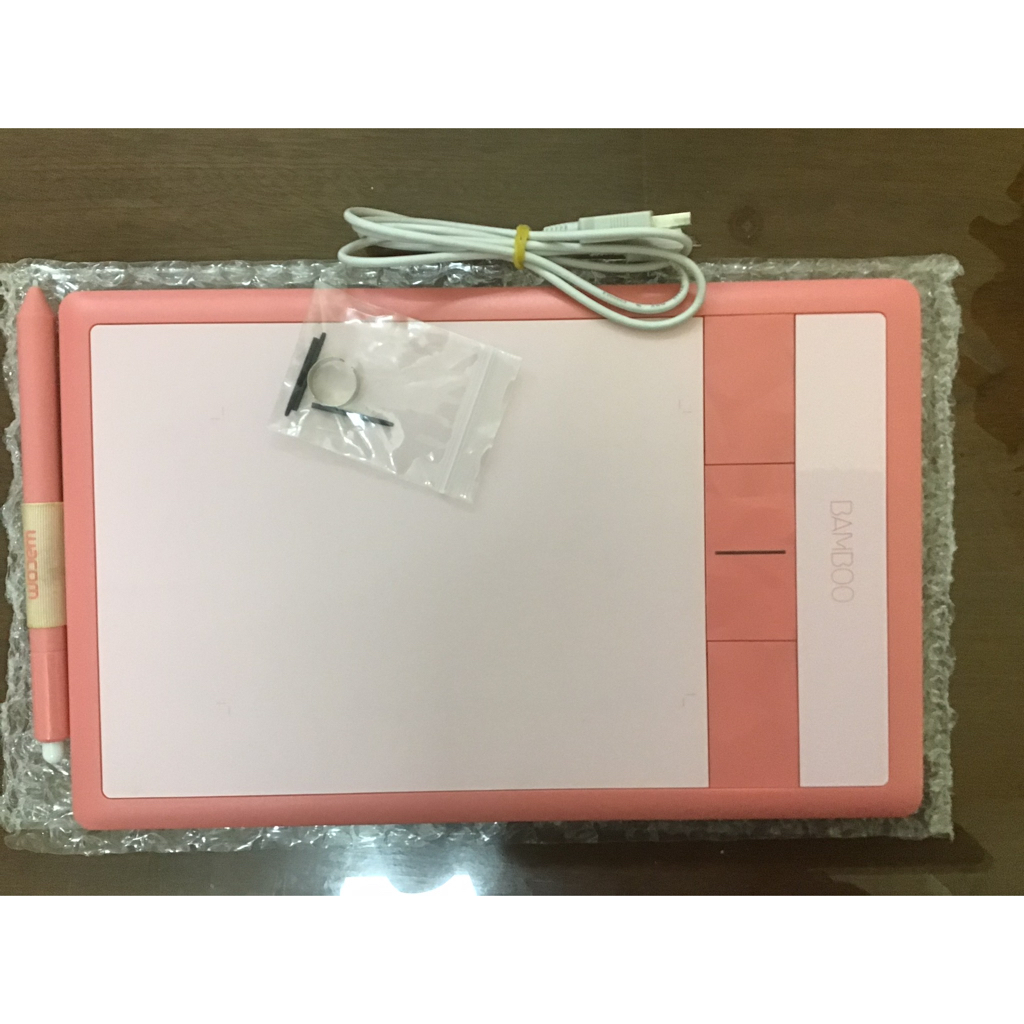 Bãng vẽ wacom baamboo cth-470 cảm ứng