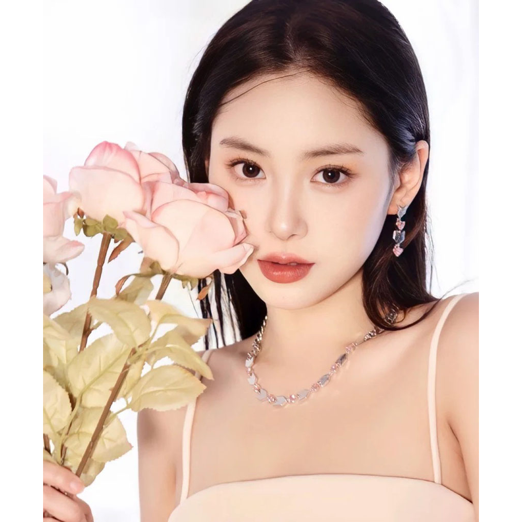 Son Tom Ford 93 màu cam cháy,Invite Only Satin Matte,chất son mịn lì trên môi,độ che phủ cao,Tặng kèm quà xịn sò