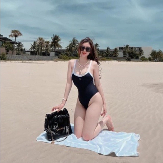 Bikini 1 mảnh