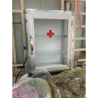 GIAO HOẢ TỐC HCM Tủ y tế treo tường, gia đình, tủ thuốc màu trắng bóng