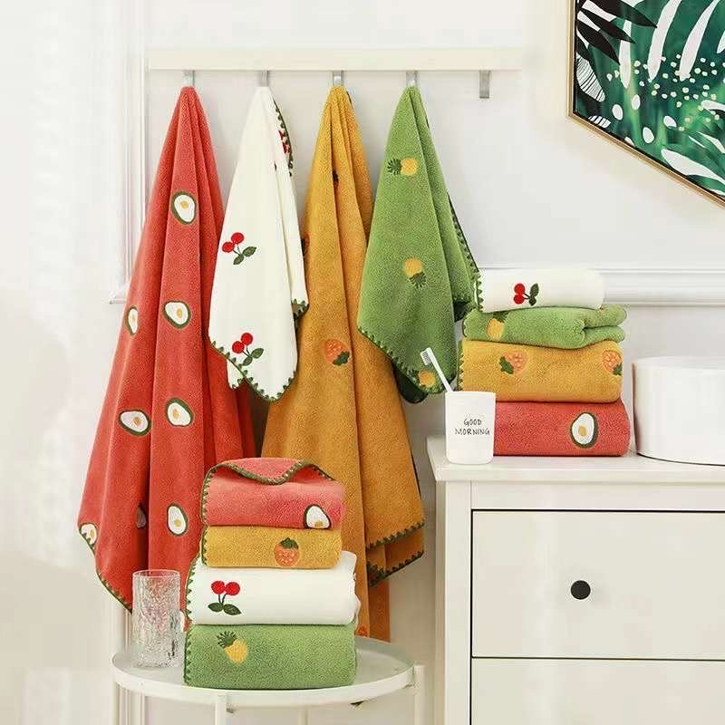 Khăn tắm sợi microfiber thêu hình trái cây cao cấp 75*35 cm 140*70 cm