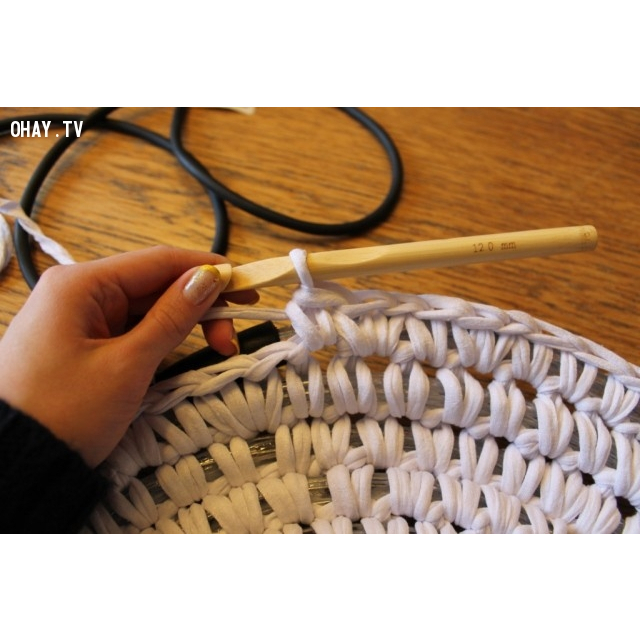 Sợi vải dày dặn, chuyên móc thảm, túi xách, giày dép, đồ decor, bảng màu phong phú 100g