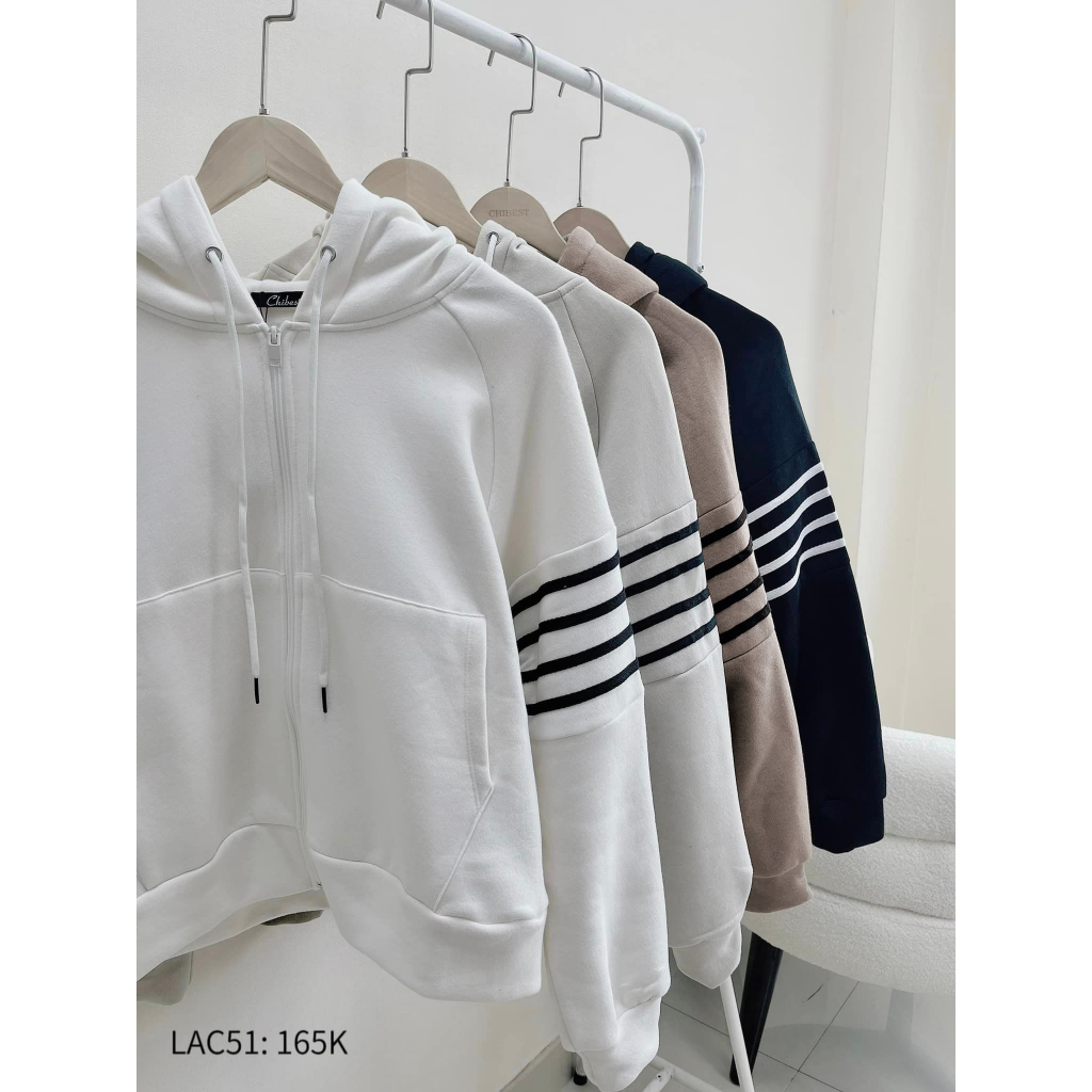 Áo khoác nỉ tay phối sọc dây kéo tiện lợi form rộng thoải mái  CHIBEST LAC51