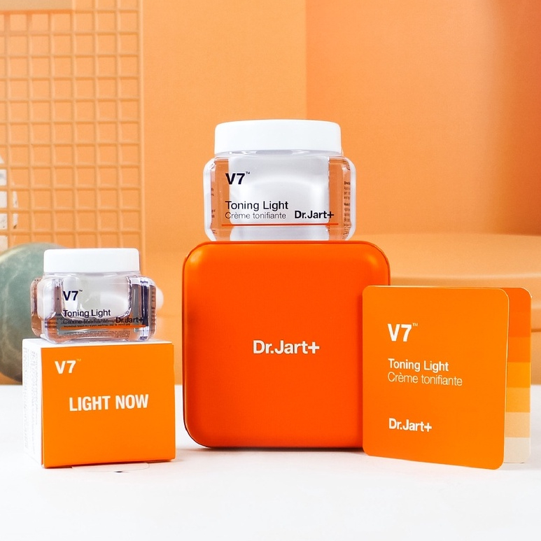 Kem dưỡng trắng da Dr.Jart+ V7 Toning Light