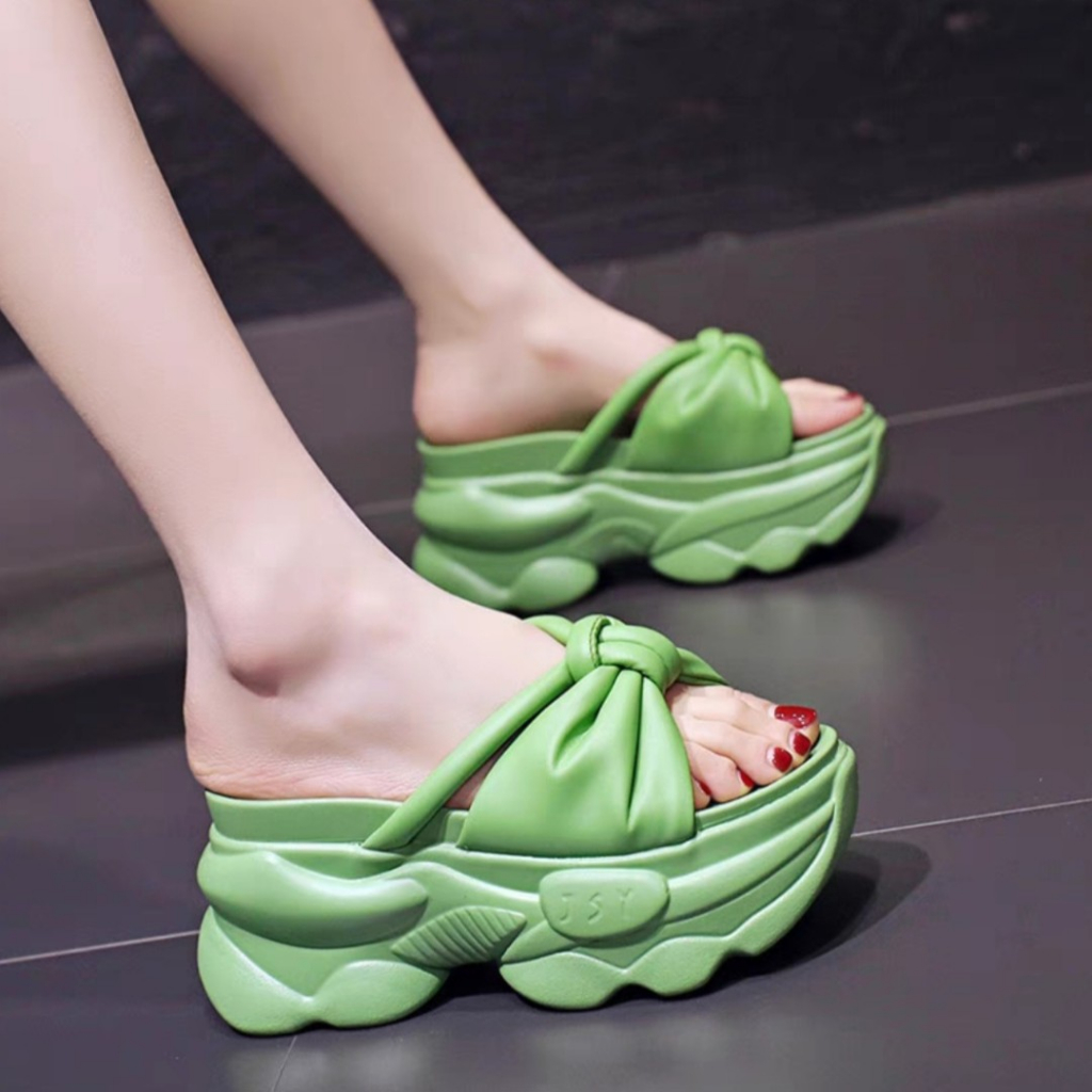 DÉP BÁNH MÌ NƠ DÂY THẮT 8P