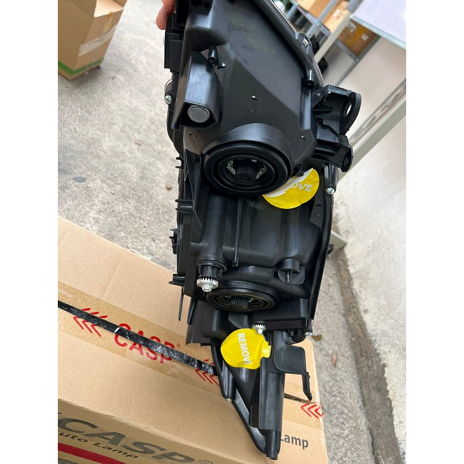 Đèn pha Toyota Altis 2008