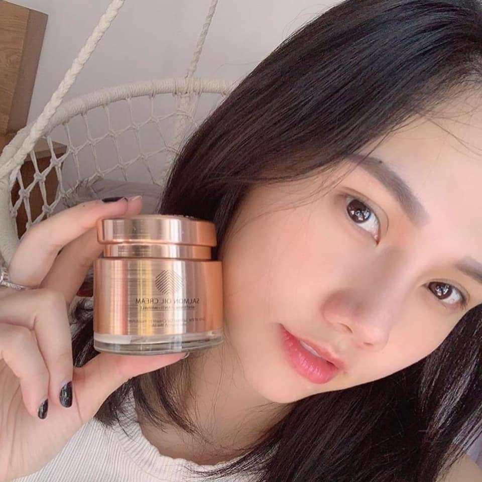 Kem Dưỡng Cá Hồi Cre8skin Salmon Oil Cream 80g