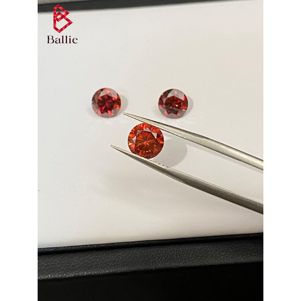 Kim cương nhân tạo Moissanite màu đỏ 5ly -6ly5 10ly - 58 giác cắt - có giấy kiểm định GRA - Test bút lên kim
