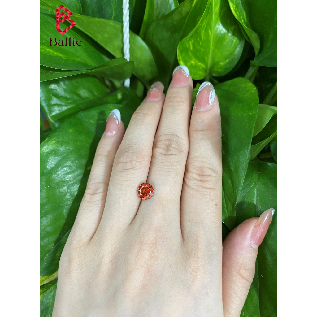 Kim cương nhân tạo Moissanite màu đỏ 5ly -6ly5 10ly - 58 giác cắt - có giấy kiểm định GRA - Test bút lên kim
