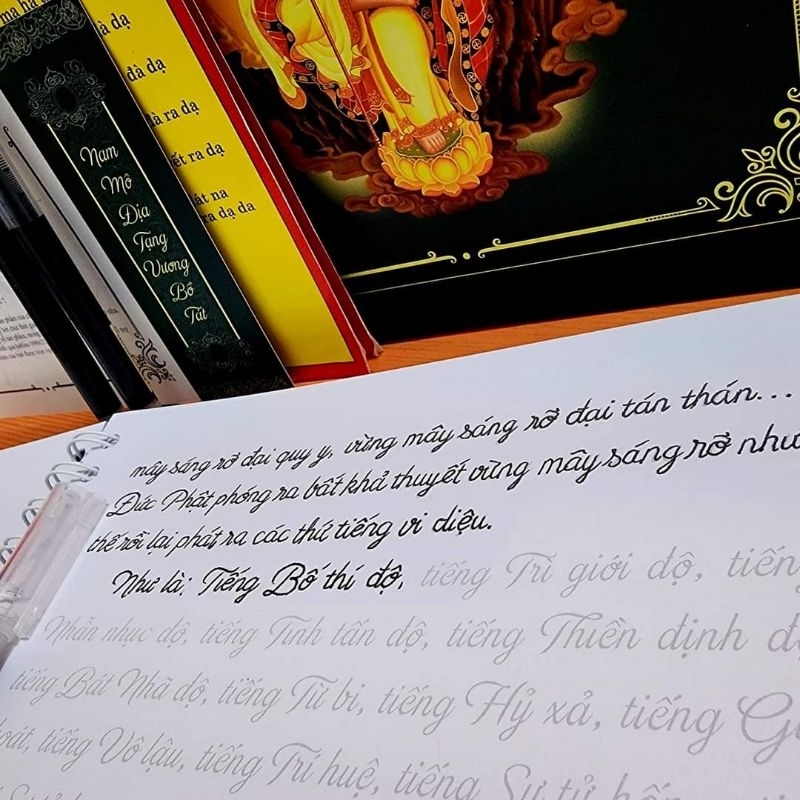 Sổ chép Địa Tạng Bìa Dày