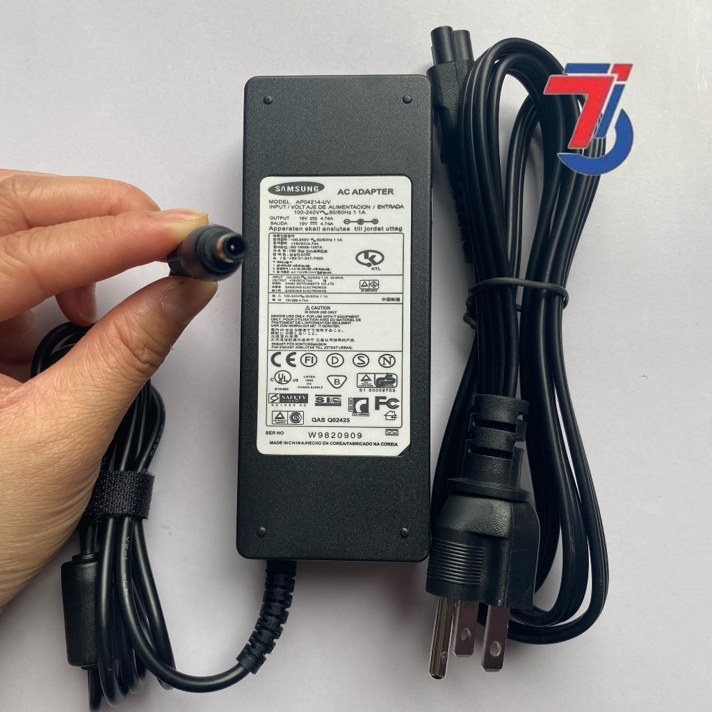 Sạc Máy Tính Laptop SAMSUNG 19V-3.16A 65w ; 19V-4.7A 90w Chân 5.5*3.0MM Loại Tốt Bảo Hành 12 Tháng