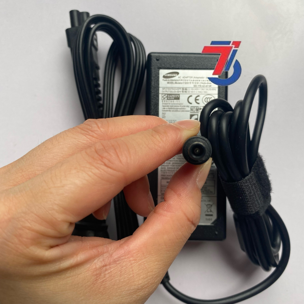 Sạc Máy Tính Laptop SAMSUNG 19V-3.16A 65w ; 19V-4.7A 90w Chân 5.5*3.0MM Loại Tốt Bảo Hành 12 Tháng