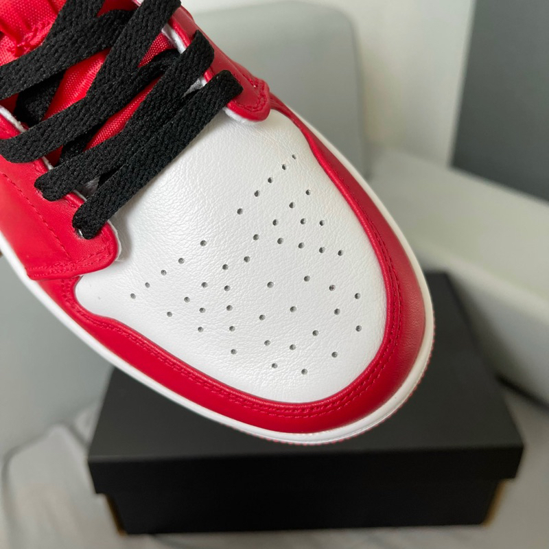 Giày Air Jordan 1 Low Chicago Bulls - Bản Đẹp Fullbox