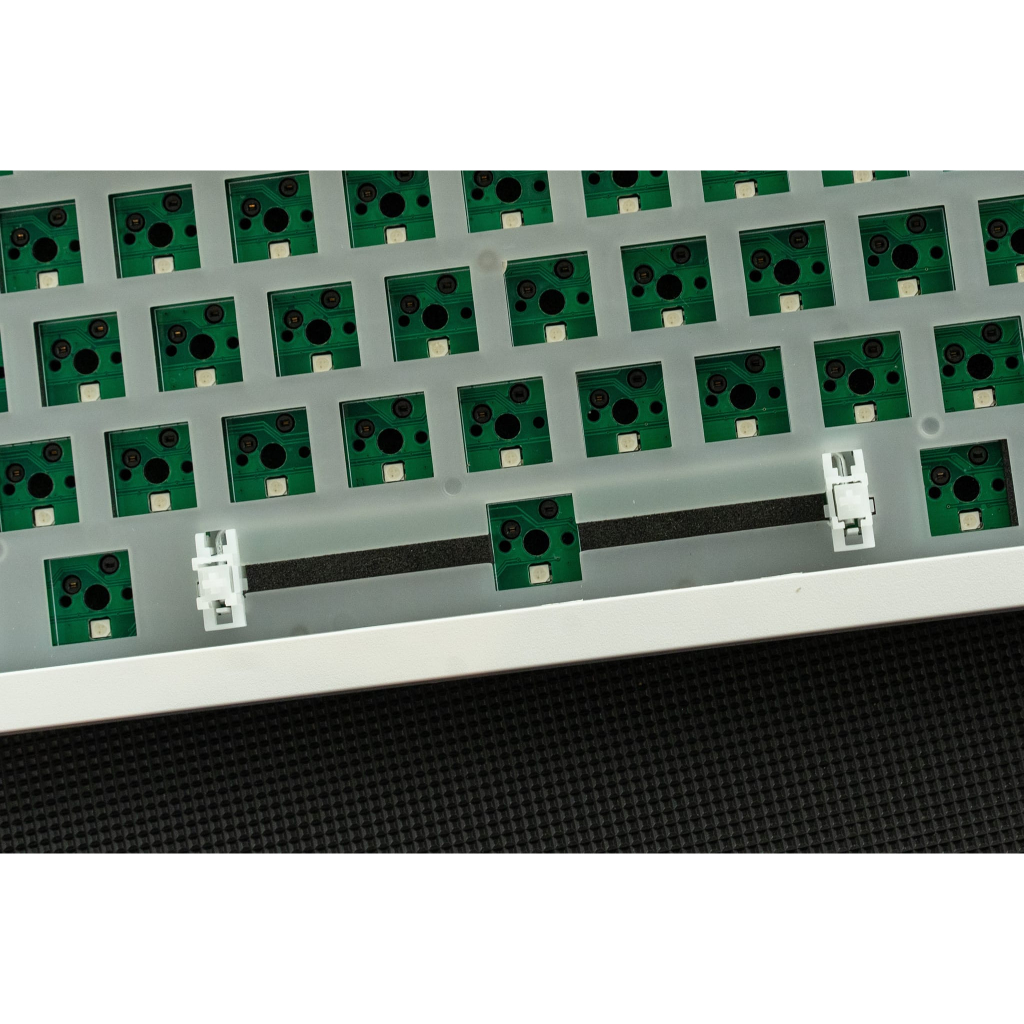 Bộ KIT bàn phím cơ chơi game không dây E-Dra EK750 RGB 3 Mode - Mạch xuôi - Sẵn foam - 3 chế độ kết nối