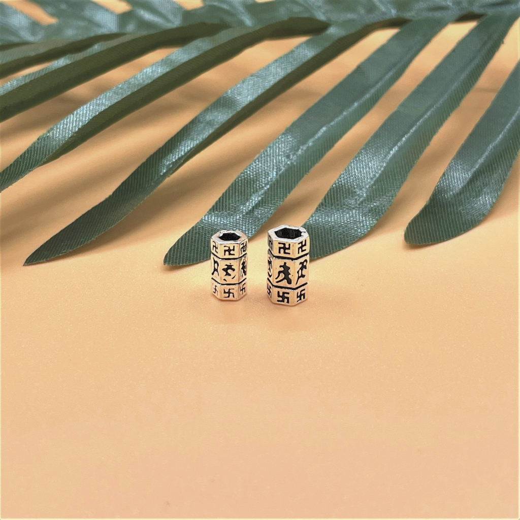 Charm nối lục giác 3 khấc khắc Chữ Vạn và Thần Chú Đức Đại Bi Quan Âm - Charm Bạc 925 - Mã CA1025