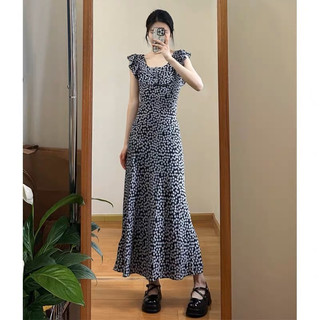 Đầm hoa nhí lụa dáng dài hở lưng