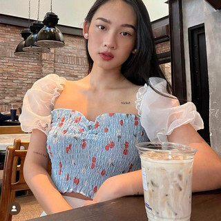Áo croptop Shebyshj (Freesize)