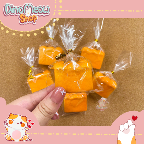 Squishy mini - Bánh ba khối mini