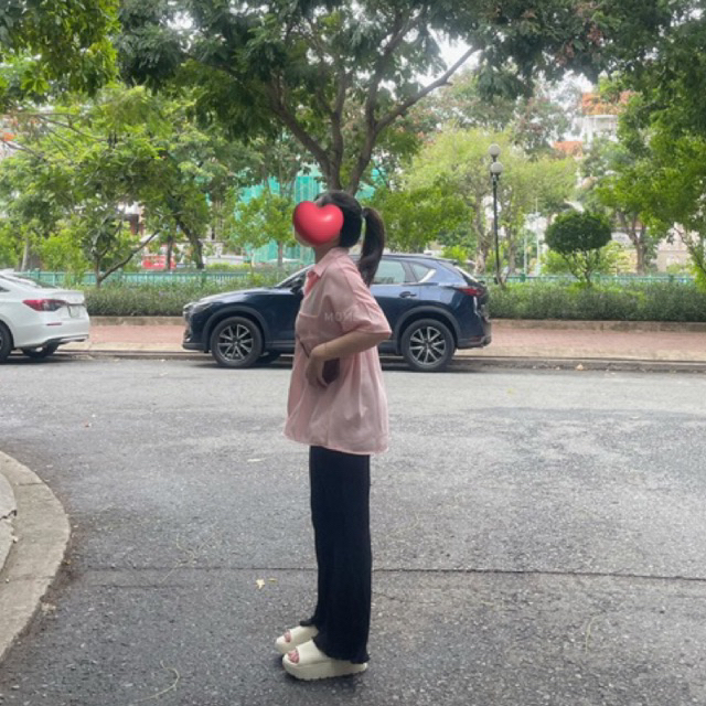 Sơ mi basic tay ngắn || vải đũi lạnh || dài 70cm Oversized - MOME.VN