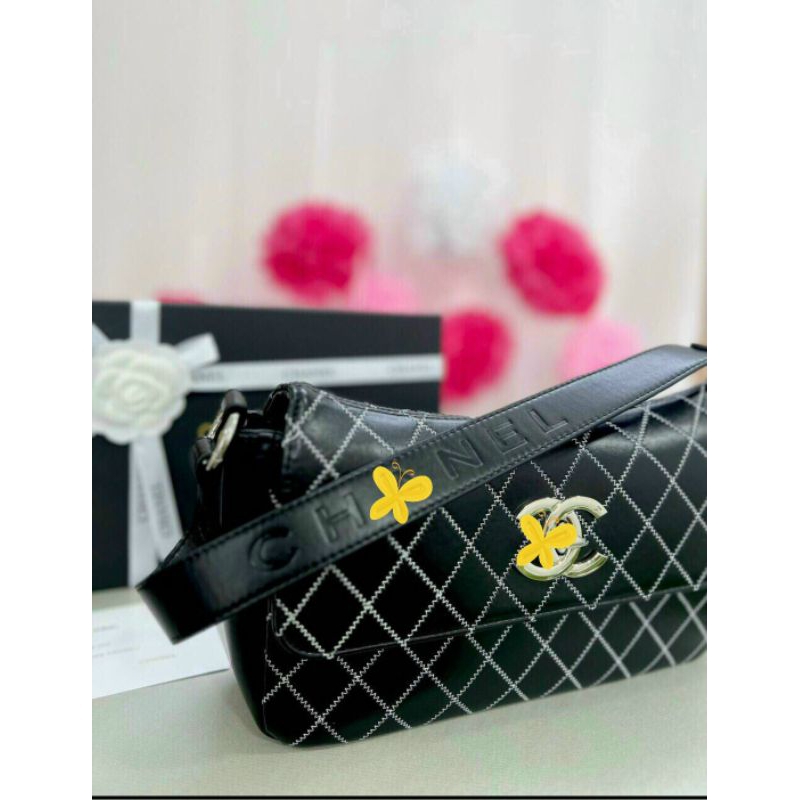 Túi gift vip kẹp nách sành điệu