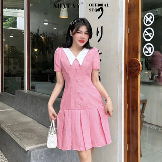 Đầm họa tiết công sở Nhật Vy cổ V phối bèo đính cúc đuôi cá dập ly chất vải ziczac phù hợp đi chơi dạo phố - D2717