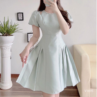 Váy tapta cổ tròn đính đá V1695