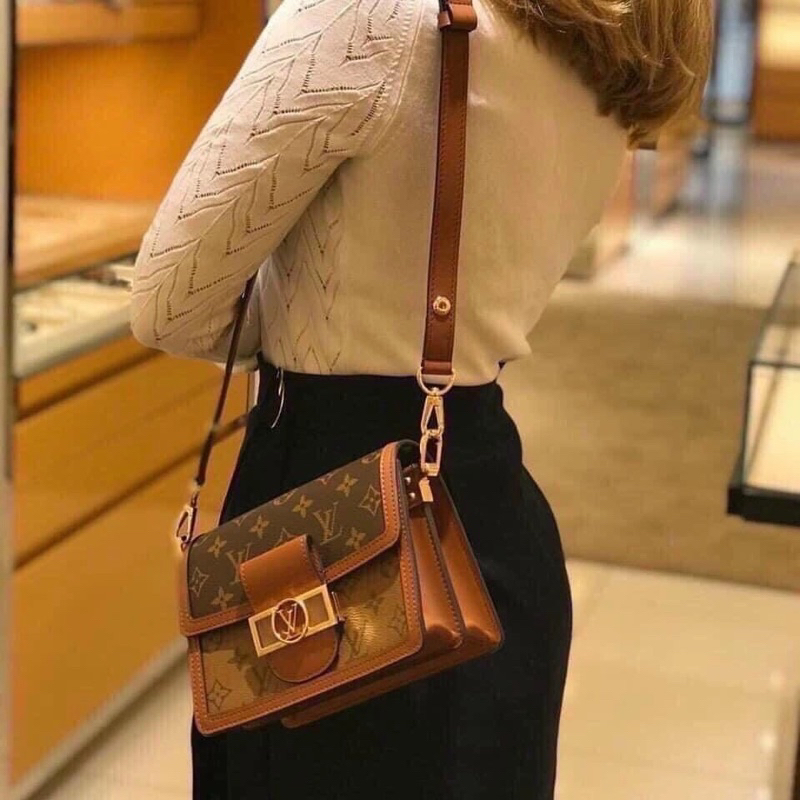 Túi si hiệu LV Dauphin