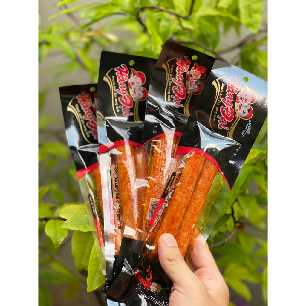 gói snack cay anh em song sinh