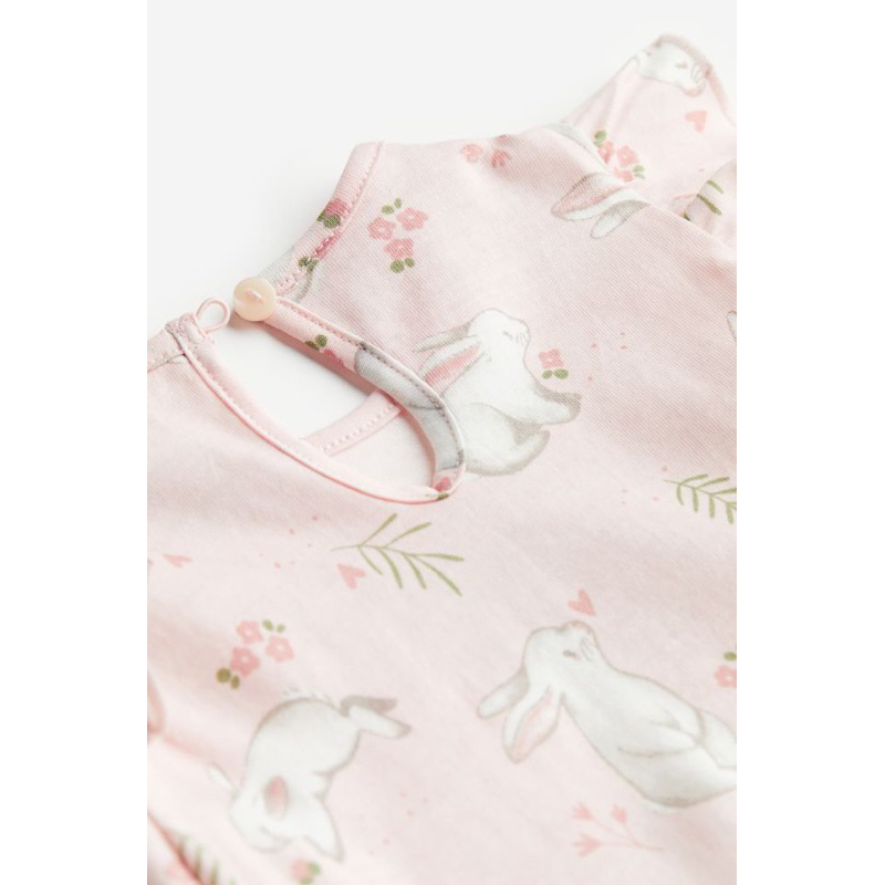 Váy bé gái cực kỳ dễ thương