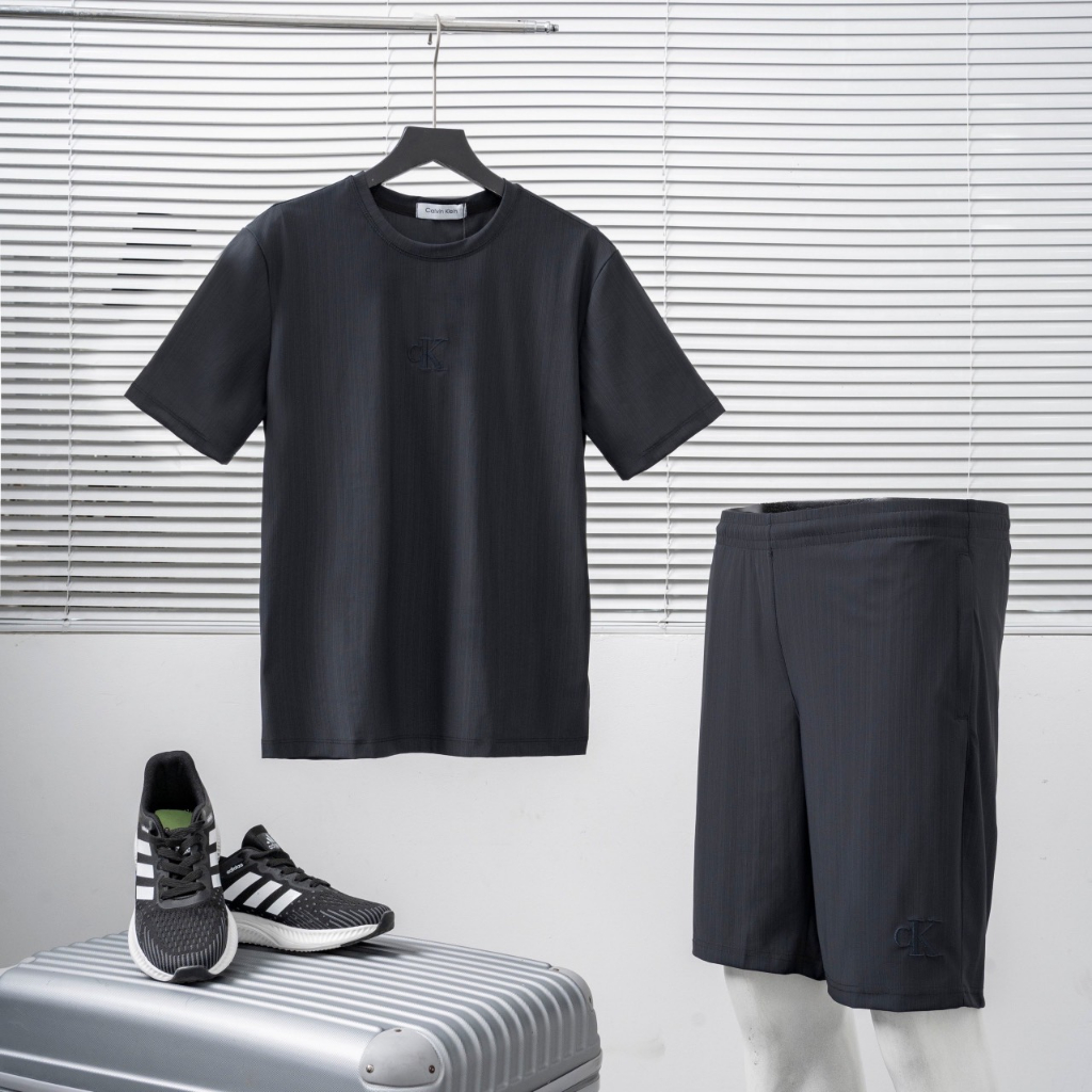 Bộ Thể Thao Calvin klein Jeans. Chất Vải Thể Thao Lạnh Co Giãn 4 Chiều. Không xù, Không Nhăn.HDM-6383