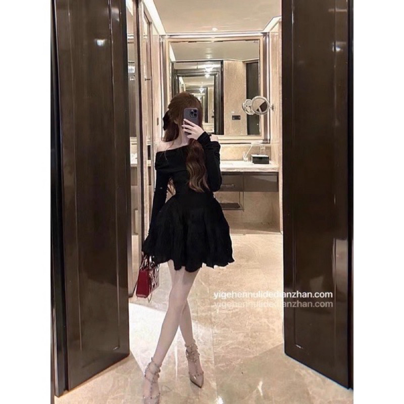 Đầm đen trễ vai giống Rosé blackpink & Karina aespa