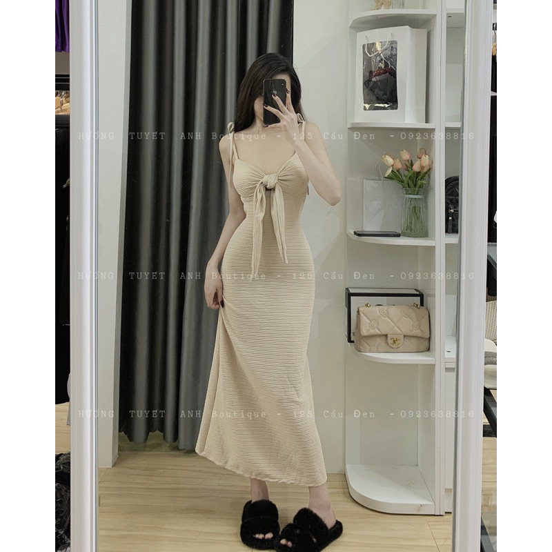 Đầm xốp buộc nơ ngực hở lưng