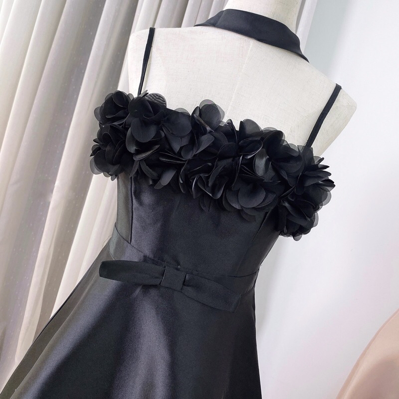 Váy 2 dây dáng dài tapta cánh hoa nơ eo