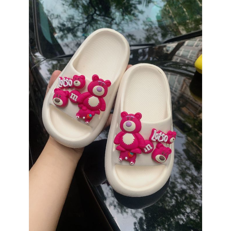 Dép gấu dâu cho bé