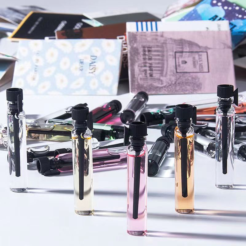 -𝐌𝐨𝐨𝐌𝐨𝐨-   Nước hoa dùng thử mẫu mini 2ml