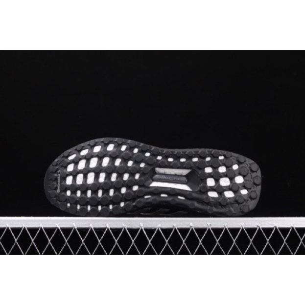 Giày nam  Adidas Ultra Boost, màu đen xám