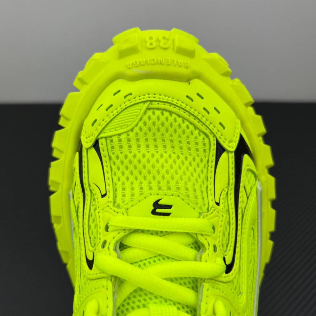 Giày Balenciaga Defender " Fluorescent Green "