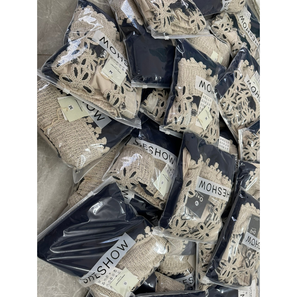 Set hai dây đũi xước thiết kế áo phối ren thêu quần ống sớ đi biển Jullie.De'Clothing