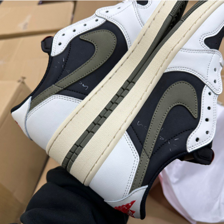 Giày Air Jordan 1 Low " Travis Scott Olive "