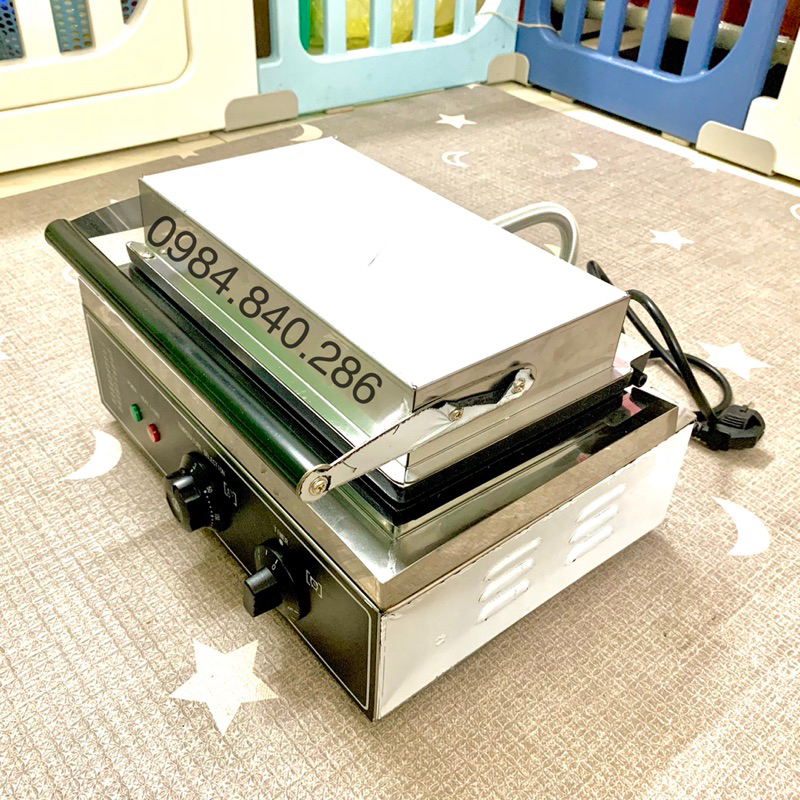 Máy làm bánh hotdog 4 tam giác, nướng bánh sanwich